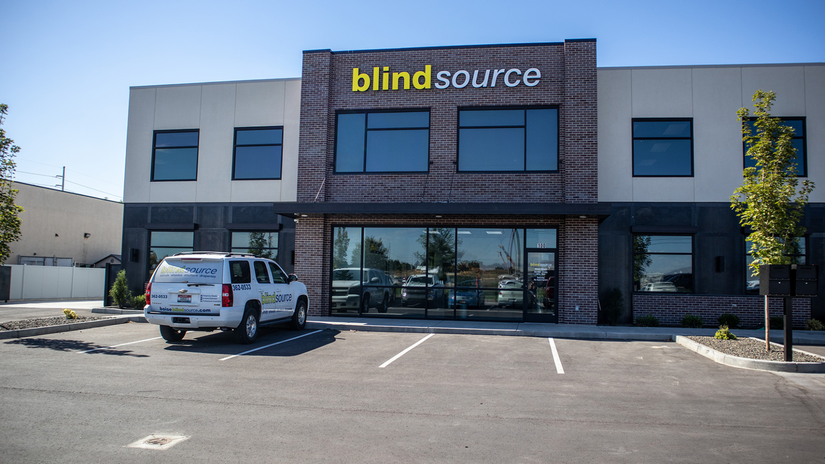 blindsource exterior