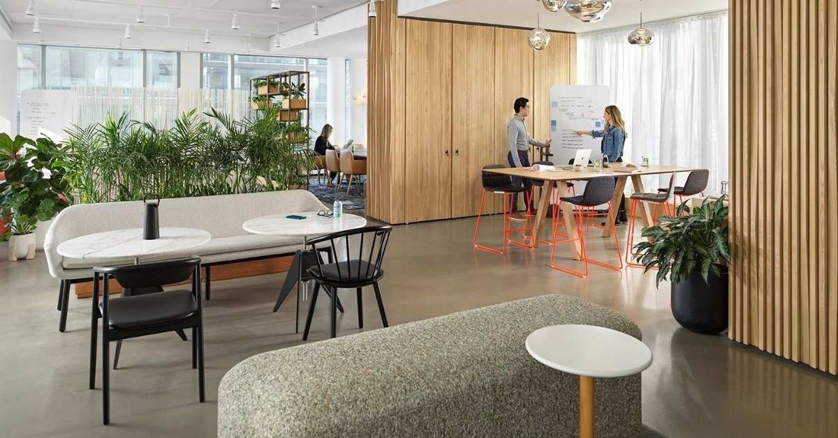 Steelcase hospitality furniture supporting flexible guest experiences and collaborative lounge environments